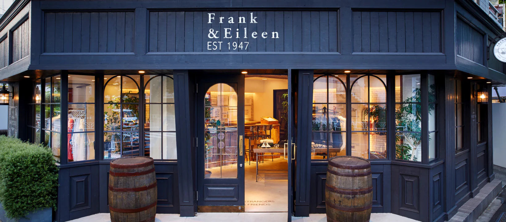 Frank & Eileen – SavvyBoutique