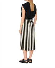 Load image into Gallery viewer, Marcha Woven T-Shirt