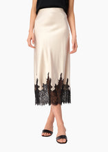 Load image into Gallery viewer, Vivienne Skirt