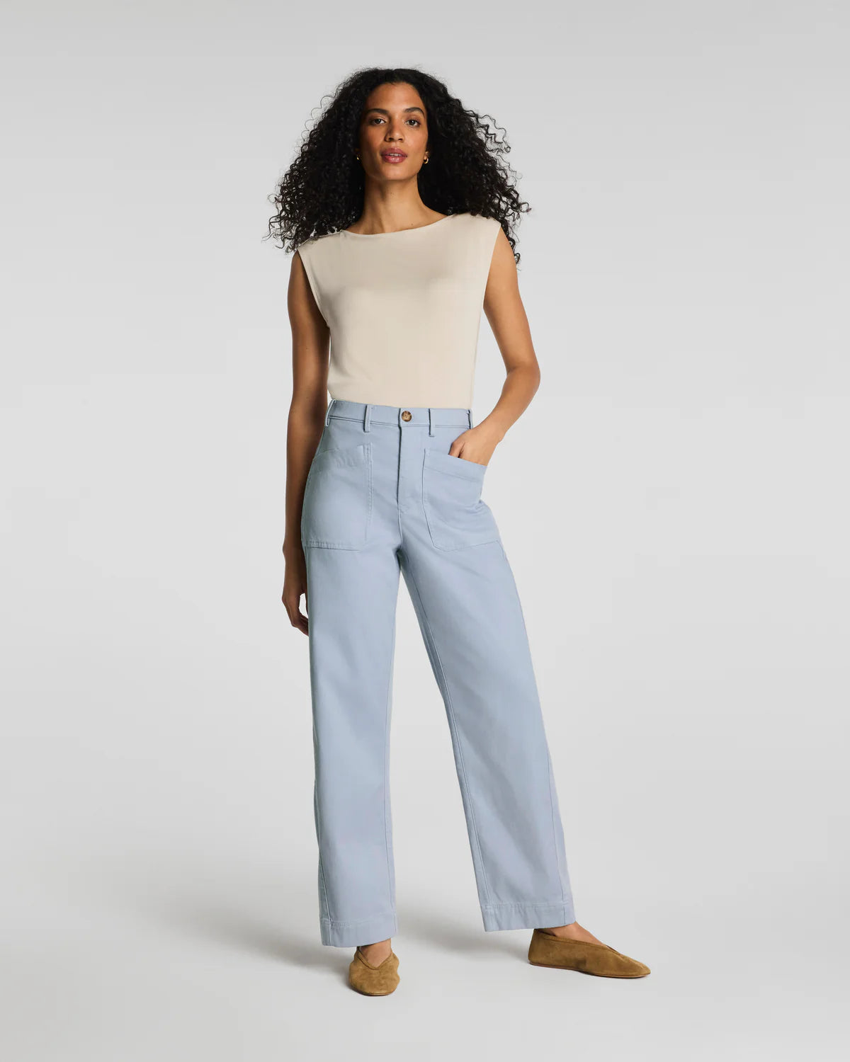 Utility Leg Pants with Patch Pockets