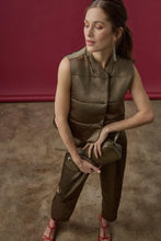 Load image into Gallery viewer, Satin Quilted Vest