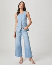 Load image into Gallery viewer, Anessa Raw Hem In Tune Distressed