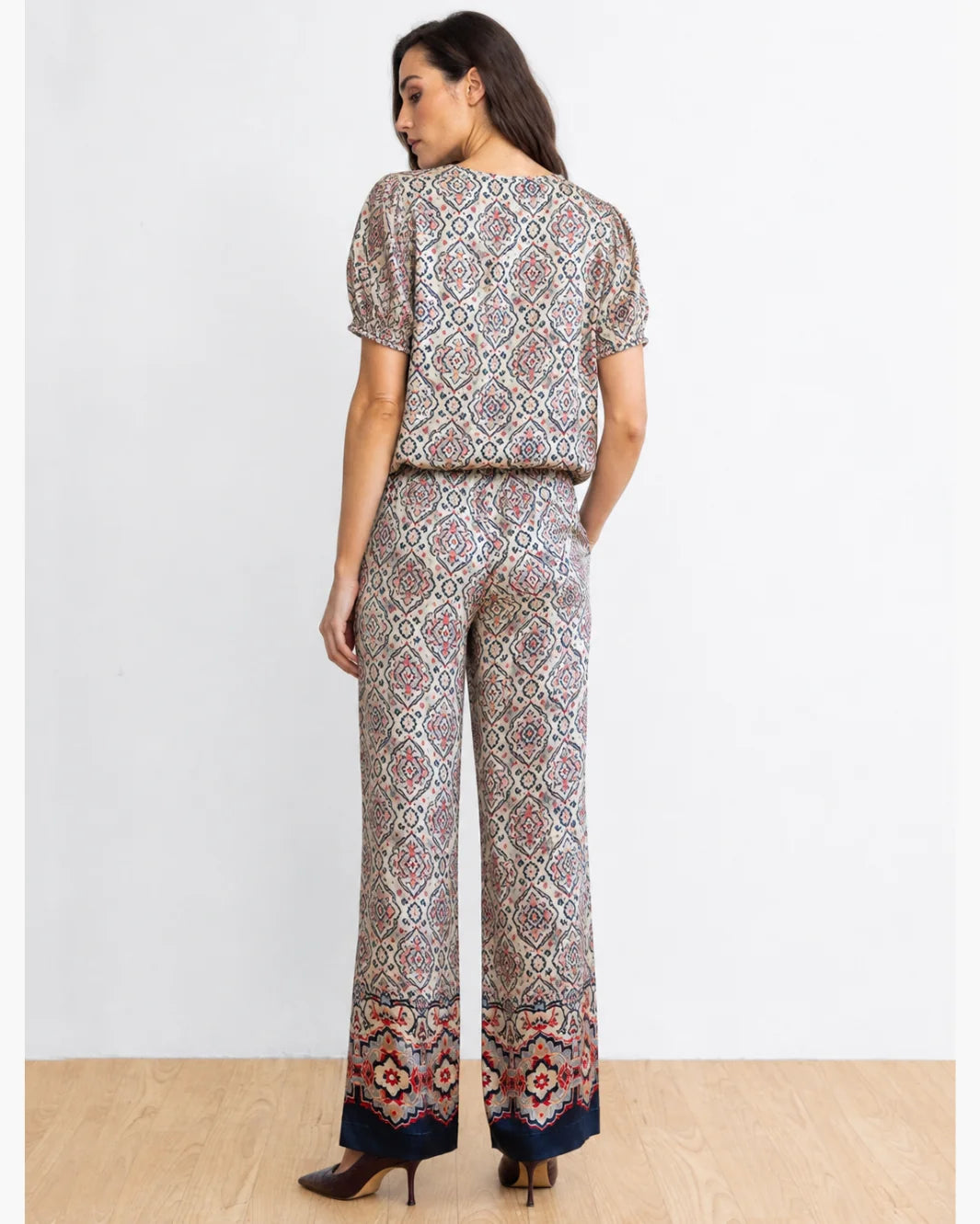 Go Poetess Blouse Placed