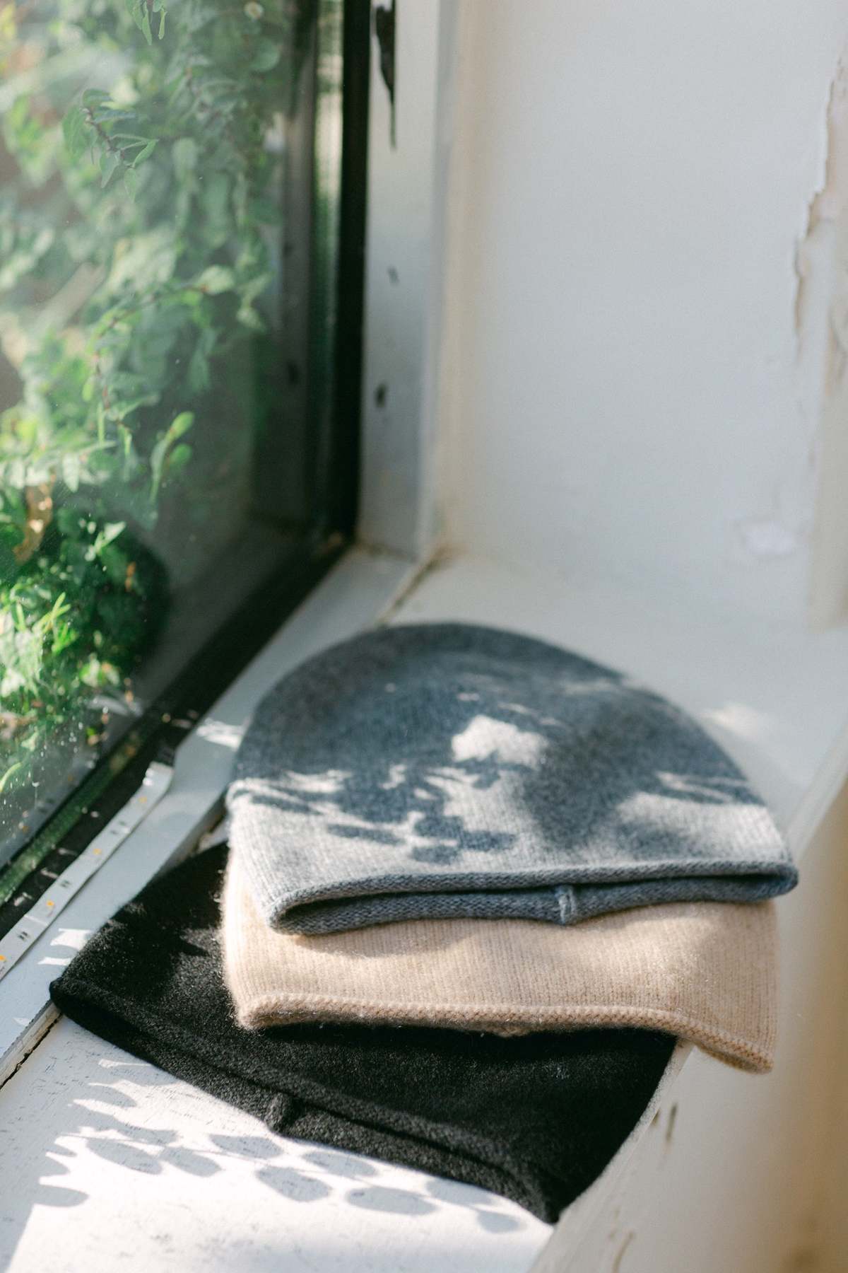 Boiled Cashmere Rolled Edge Beanie