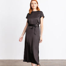 Load image into Gallery viewer, Go Slouch Dress