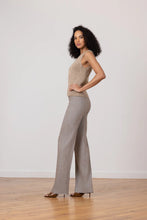 Load image into Gallery viewer, Flavia Linen Denim Mushroom