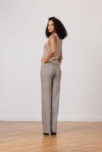 Load image into Gallery viewer, Flavia Linen Denim Mushroom