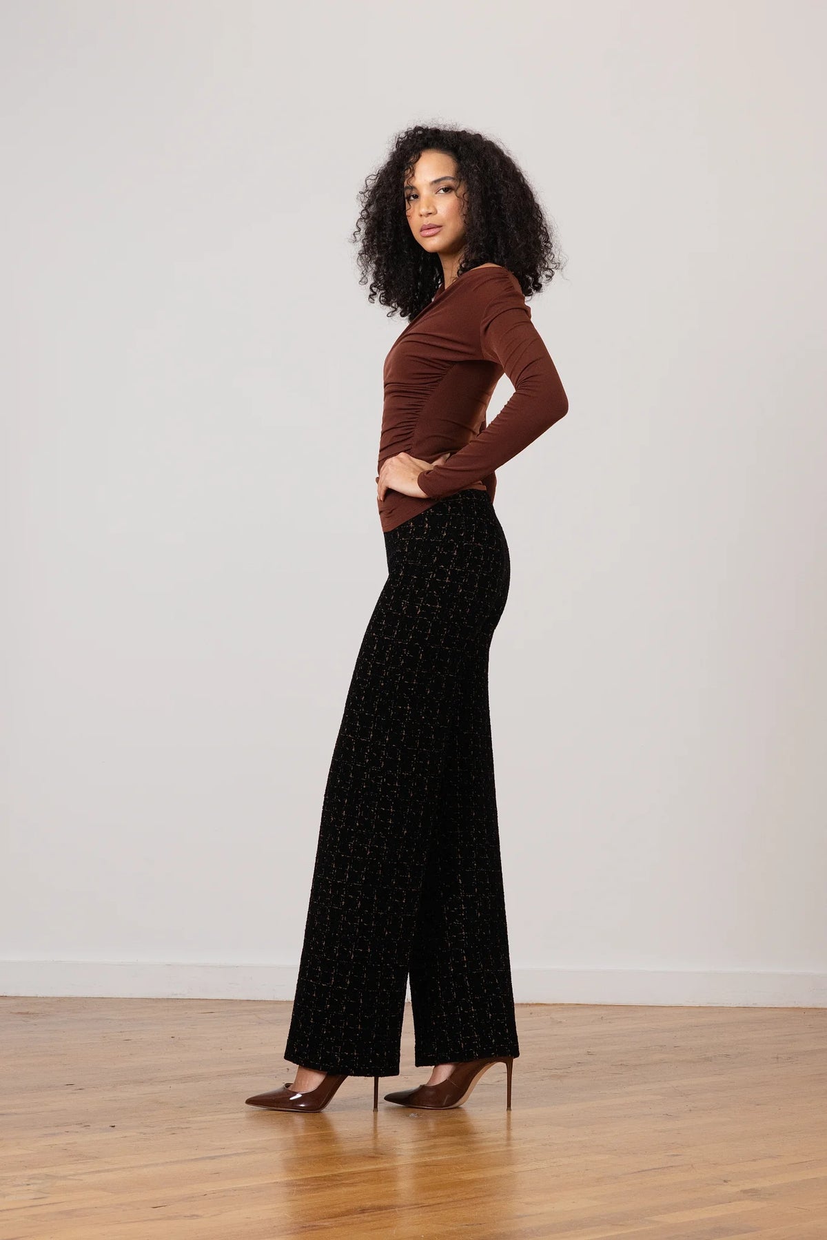 Flavia Velvet Touch Bronze