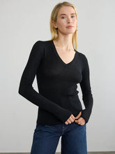 Load image into Gallery viewer, Shirttail Waffle Vee