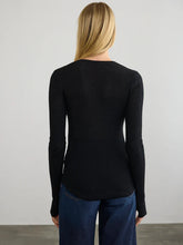 Load image into Gallery viewer, Shirttail Waffle Vee