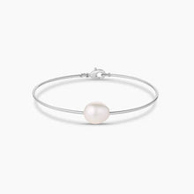 Load image into Gallery viewer, Isla Pearl Bangle Bracelet