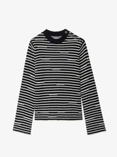 Load image into Gallery viewer, Spiky Sweater