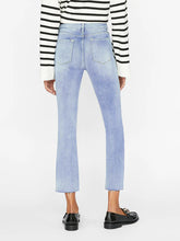 Load image into Gallery viewer, LE Sylvie Crop Raw Fray