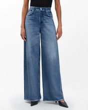 Load image into Gallery viewer, Miramar Sofie Ankle-Length Pants