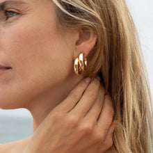 Load image into Gallery viewer, Ora Hoop Earrings