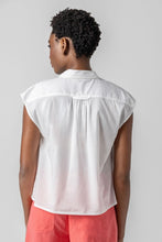 Load image into Gallery viewer, Short Sleeve Button Down