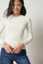 Load image into Gallery viewer, Fitted Crewneck Sweater