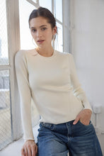 Load image into Gallery viewer, Fitted Crewneck Sweater