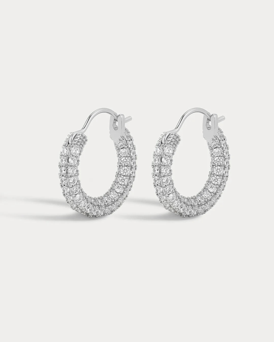 Pave Amalfi Huggies