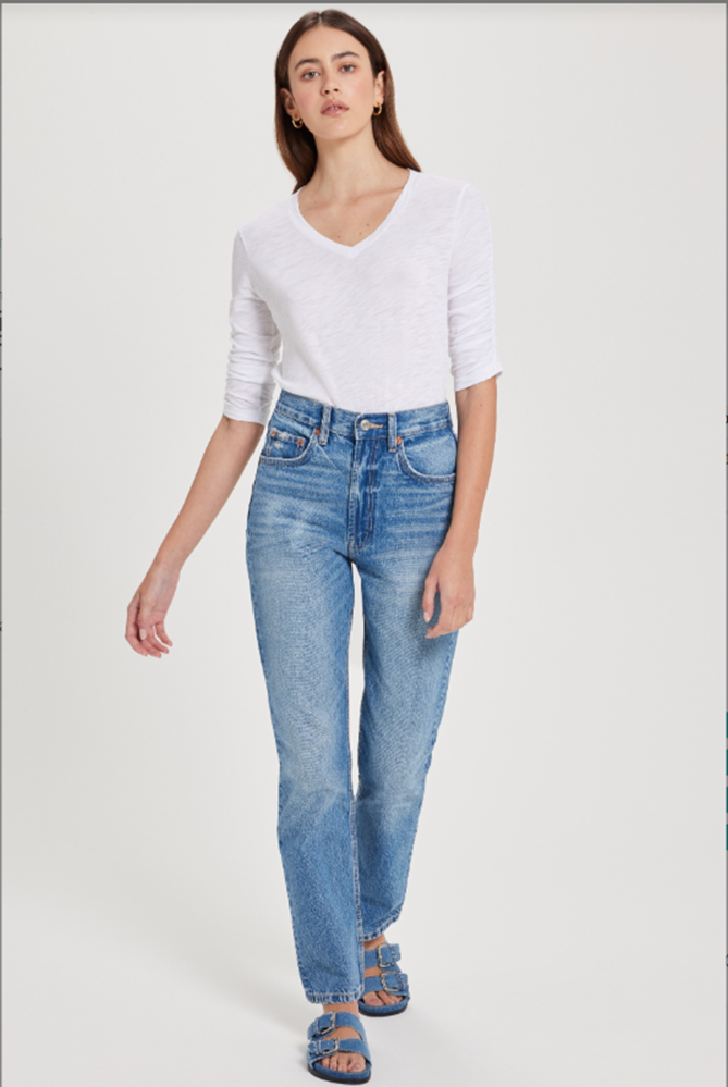 Joni Tee V-Neck
