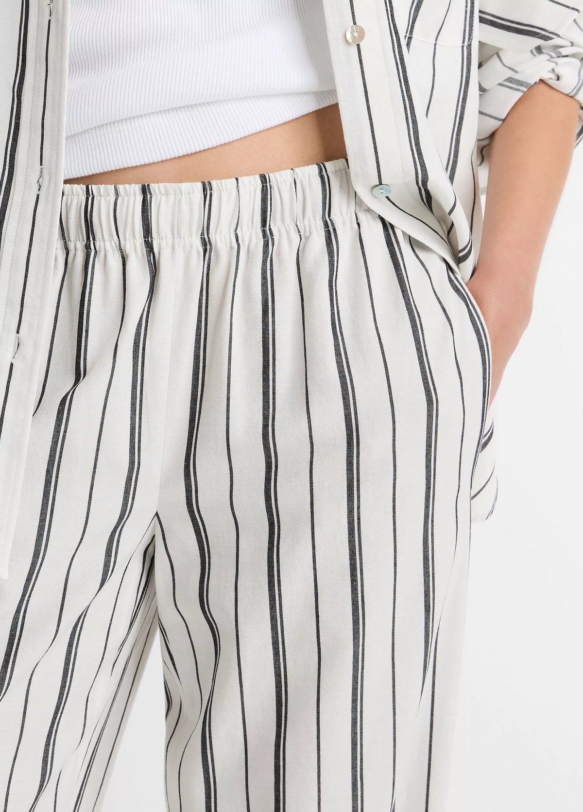 Resort Stripe Pull-On Pant