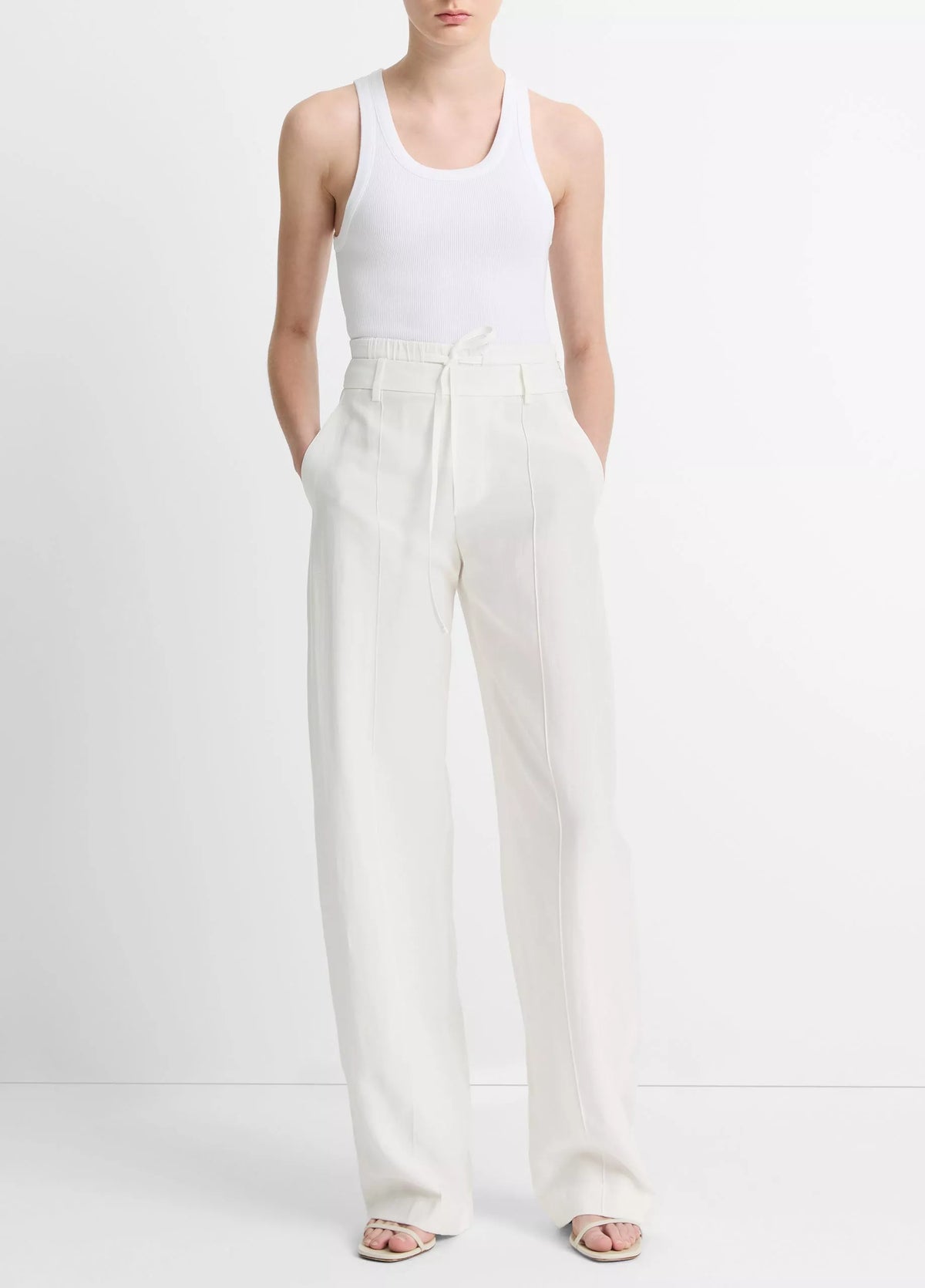 Ribbed Scoop Tank