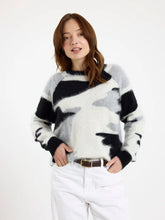 Load image into Gallery viewer, Brushed Cashmere Camo Jumper