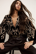 Load image into Gallery viewer, Arriet Top