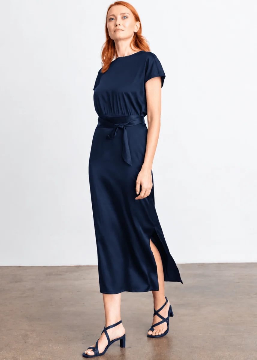 Go Slouch Dress