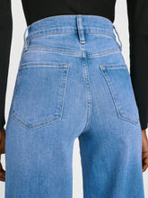 Load image into Gallery viewer, LE Palazzo Crop Raw