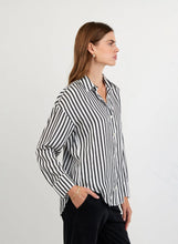 Load image into Gallery viewer, Oversized Button Down