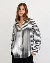 Load image into Gallery viewer, Oversized Button Down