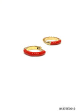 Load image into Gallery viewer, Zoe enamel plain huggie