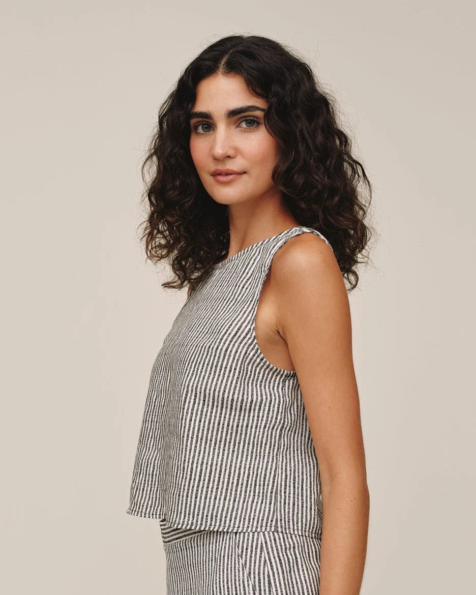 Sleeveless Boat Neck Split Back