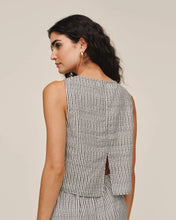 Load image into Gallery viewer, Sleeveless Boat Neck Split Back