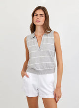 Load image into Gallery viewer, Sleeveless Placket Pullover