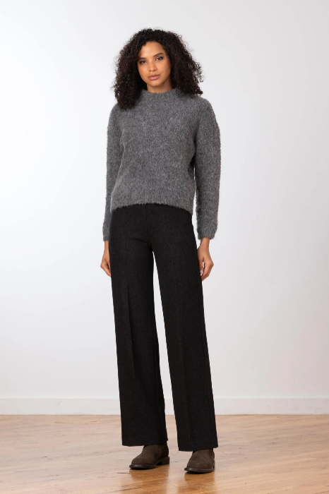 Flavia Cozy Pant: Effortless Elegance Meets Everyday Comfort