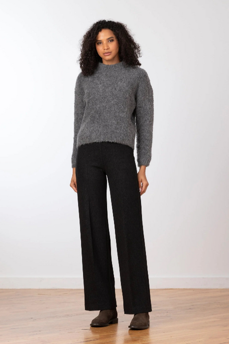 Flavia Cozy Pant: Effortless Elegance Meets Everyday Comfort