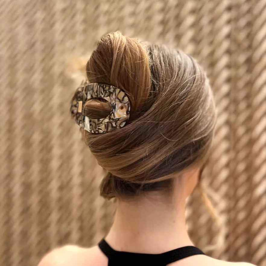 Ohana Oval Yoga Clip