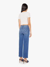 Load image into Gallery viewer, Mid Rise Rambler Zip Ankle Fray
