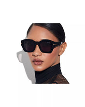 Load image into Gallery viewer, Guilliana Sunglasses
