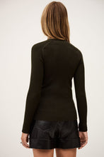 Load image into Gallery viewer, Banny Jumper
