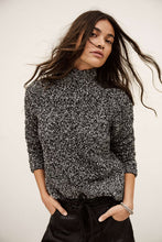 Load image into Gallery viewer, Jumper Carla
