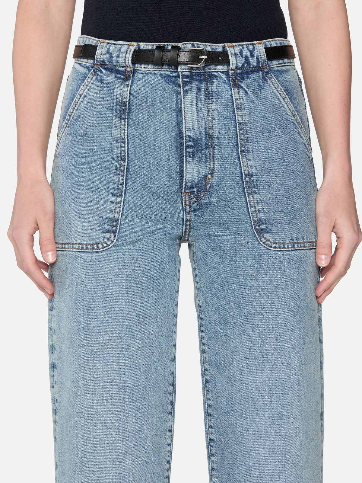 Modern Pocket Wide in Charge