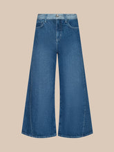 Load image into Gallery viewer, Bronte Cropped Wide-Leg Jean
