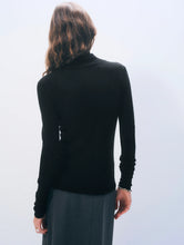 Load image into Gallery viewer, Superfine Merino Fitted Turtleneck
