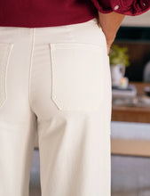 Load image into Gallery viewer, Limerick Wrap Pocket Pant
