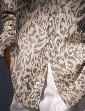 Load image into Gallery viewer, Eileen Relaxed Button Up
