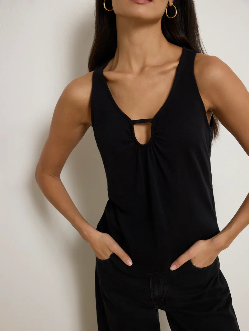 Audrey Keyhole Tank