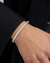 Load image into Gallery viewer, Ashley Pave Cuff 4mm
